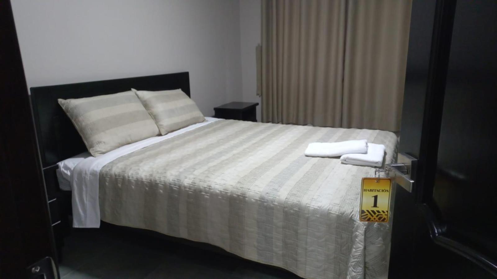 Stelar Hostal Cuenca Eksteriør bilde