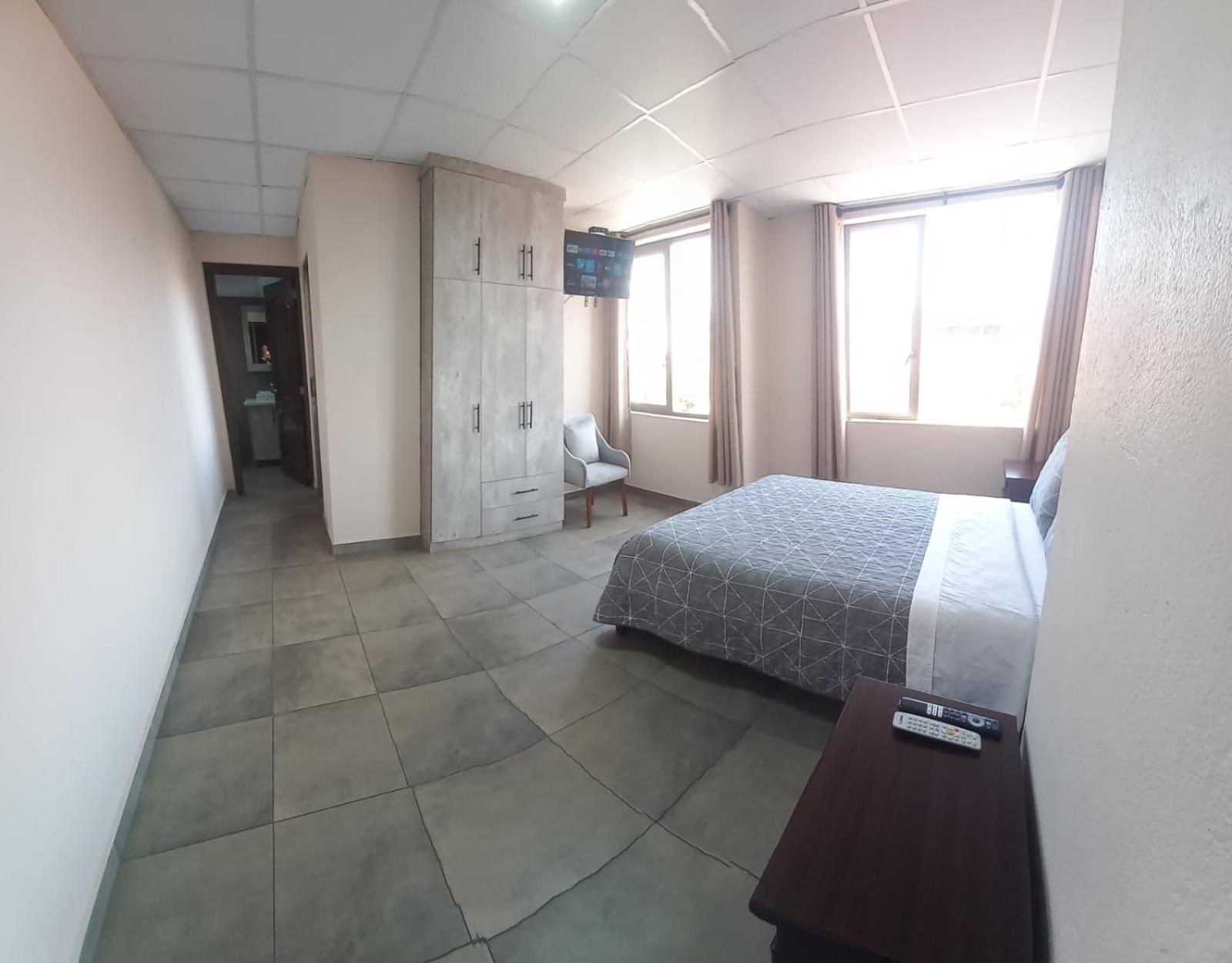 Stelar Hostal Cuenca Eksteriør bilde
